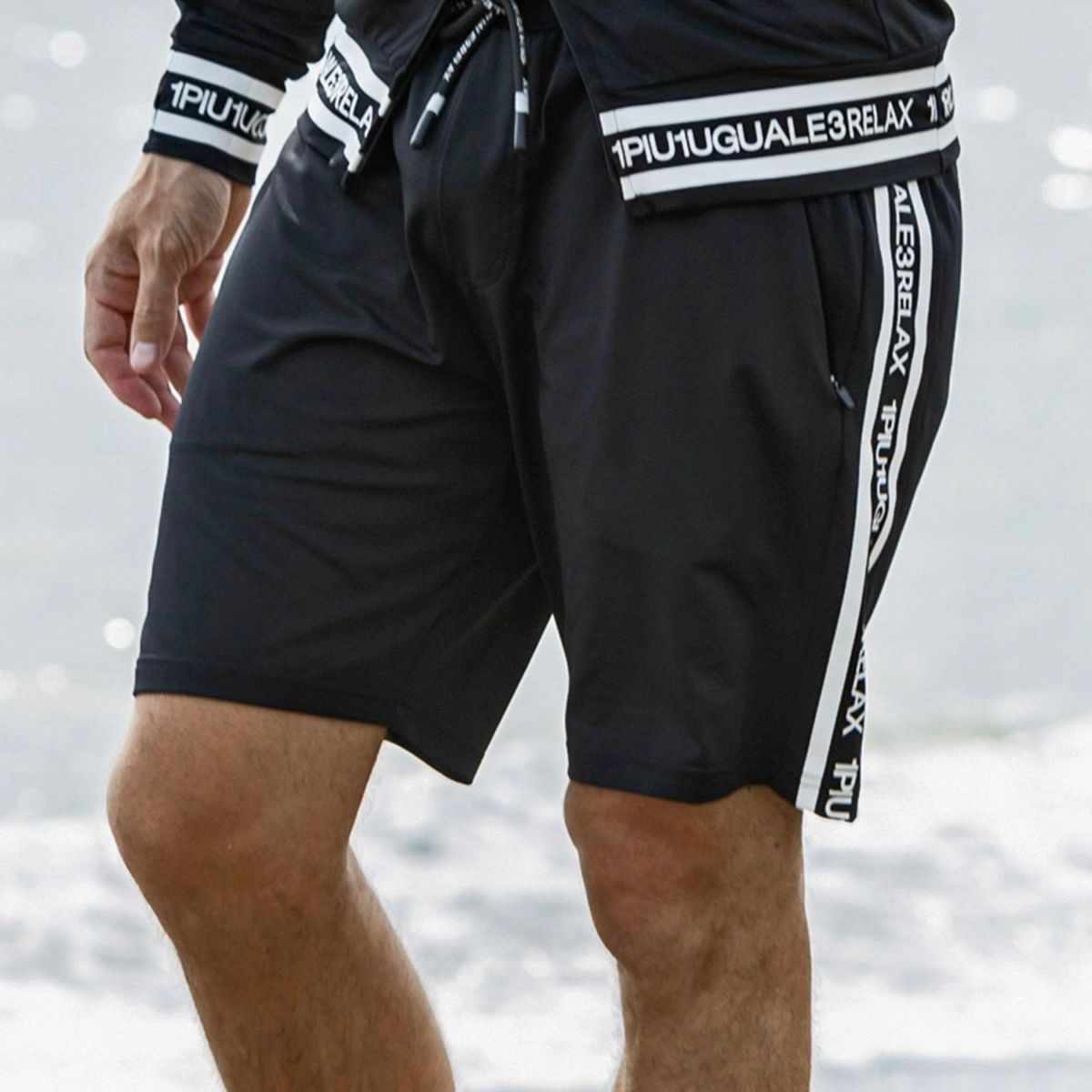 RELAX サイドロゴラッシュガードショーツ ウノピゥウノウグァーレトレ リラックス SHORTS ウノピュー ショートパンツ セットアップ USB-25048 ブラック