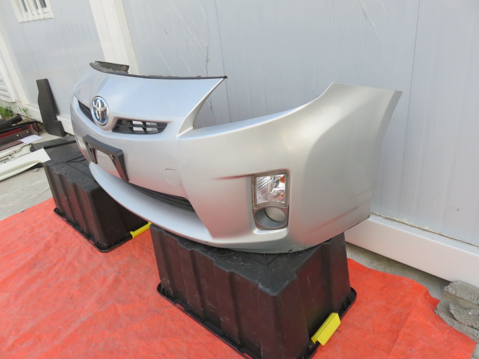 30 プリウス フロントバンパー 前期（車用品 【P30-11】30系プリウス 