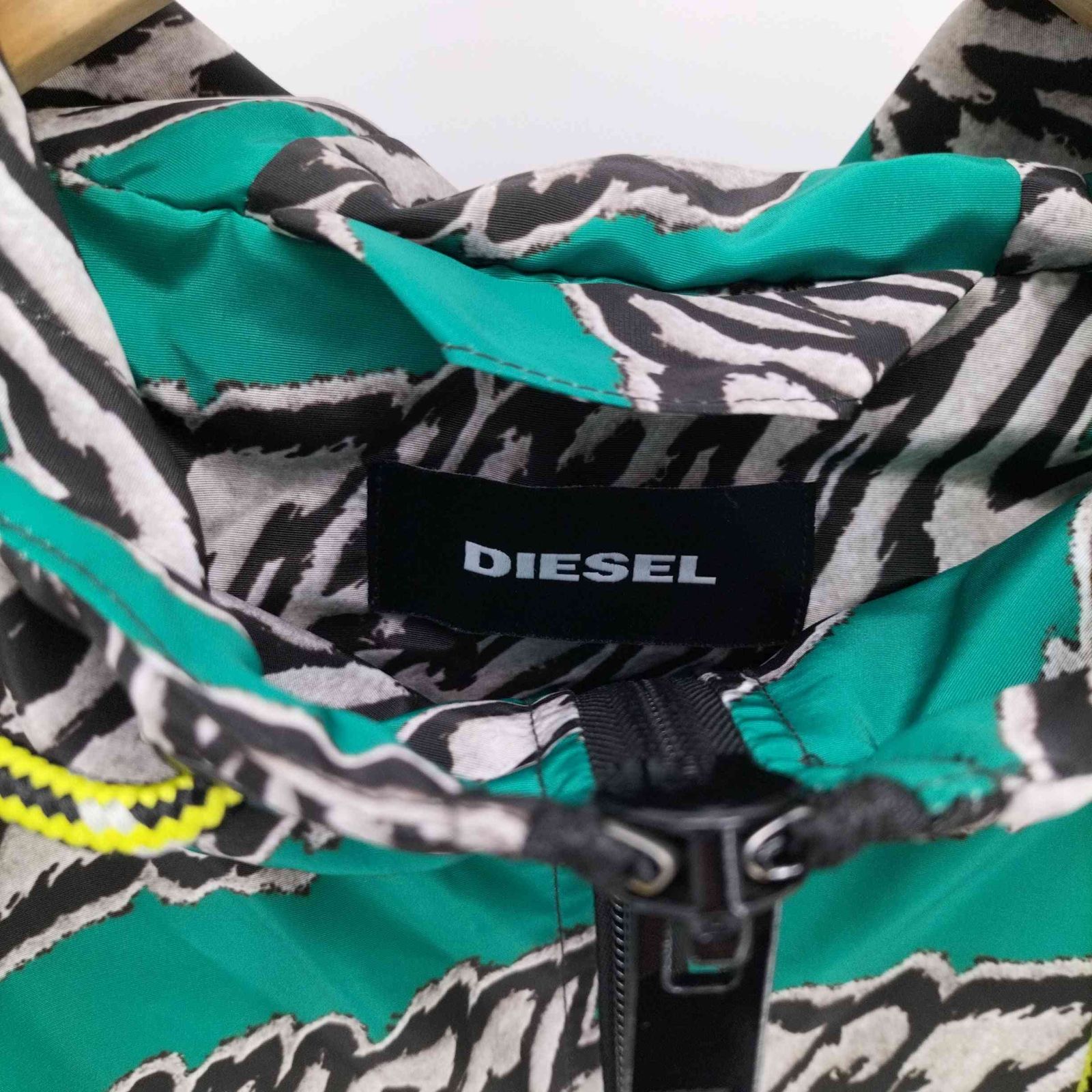 ディーゼル DIESEL J-SABORU JACKET ジップアップ 総柄 マウンテン