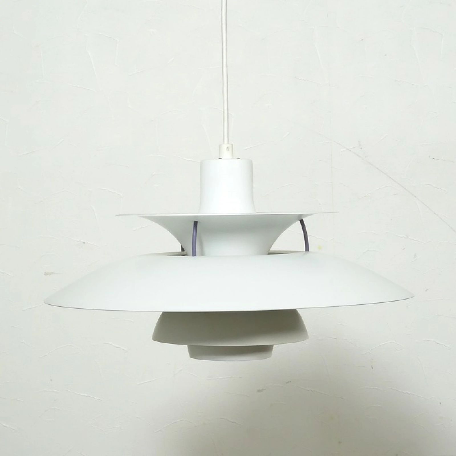 ◾︎SELUNO◾︎ 展示超 louis poulsen ルイスポールセン PH5 ペンダントライト クラシックホワイト 16万 v726