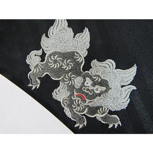 刺繍半衿