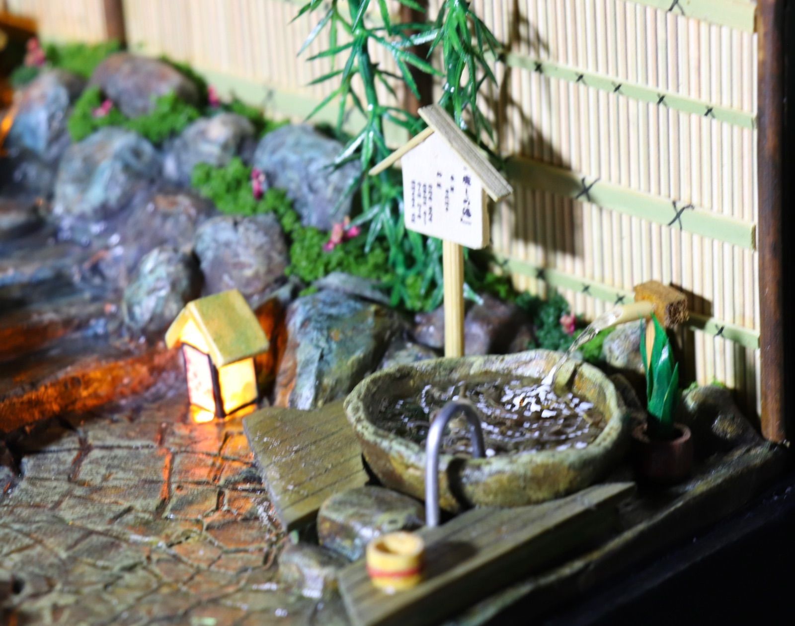 ミニチュア老舗旅館の温泉 ジオラマ ハンドメイド - メルカリ