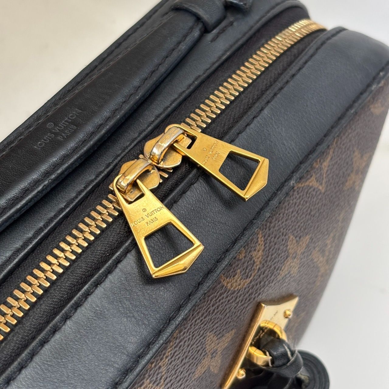 保存袋付き 良品◎Louis Vuitton ルイヴィトン サントンジュ ロゴ