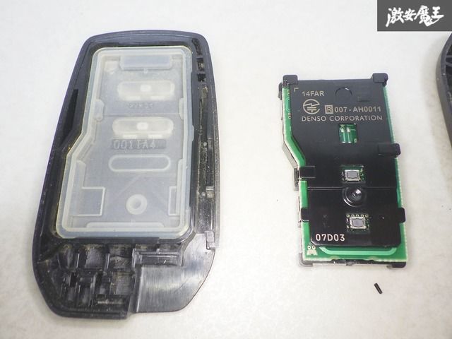 TOYOTA トヨタ 純正 MXPH10 ヤリス スマートキー キーレス 2
