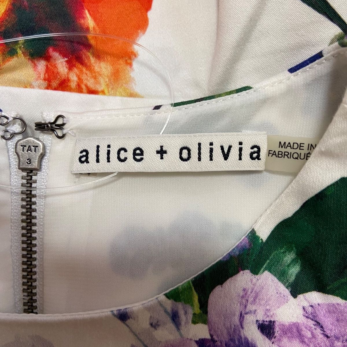 alice+olivia(アリスオリビア) ワンピース サイズ0 XS レディース美品  - 白×ダークグリーン×マルチ クルーネック/半袖/ひざ丈/花柄