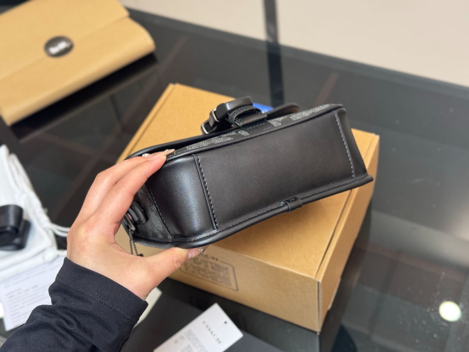 今日 COACH メンズ ポストマンバッグ 今在庫 価格-MM輸入 DECORATOM_COM_BR