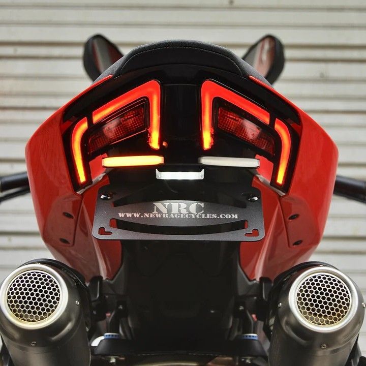 NRC パニガーレ ストリートファイター V2 V4 2025 フェンダーレスキット