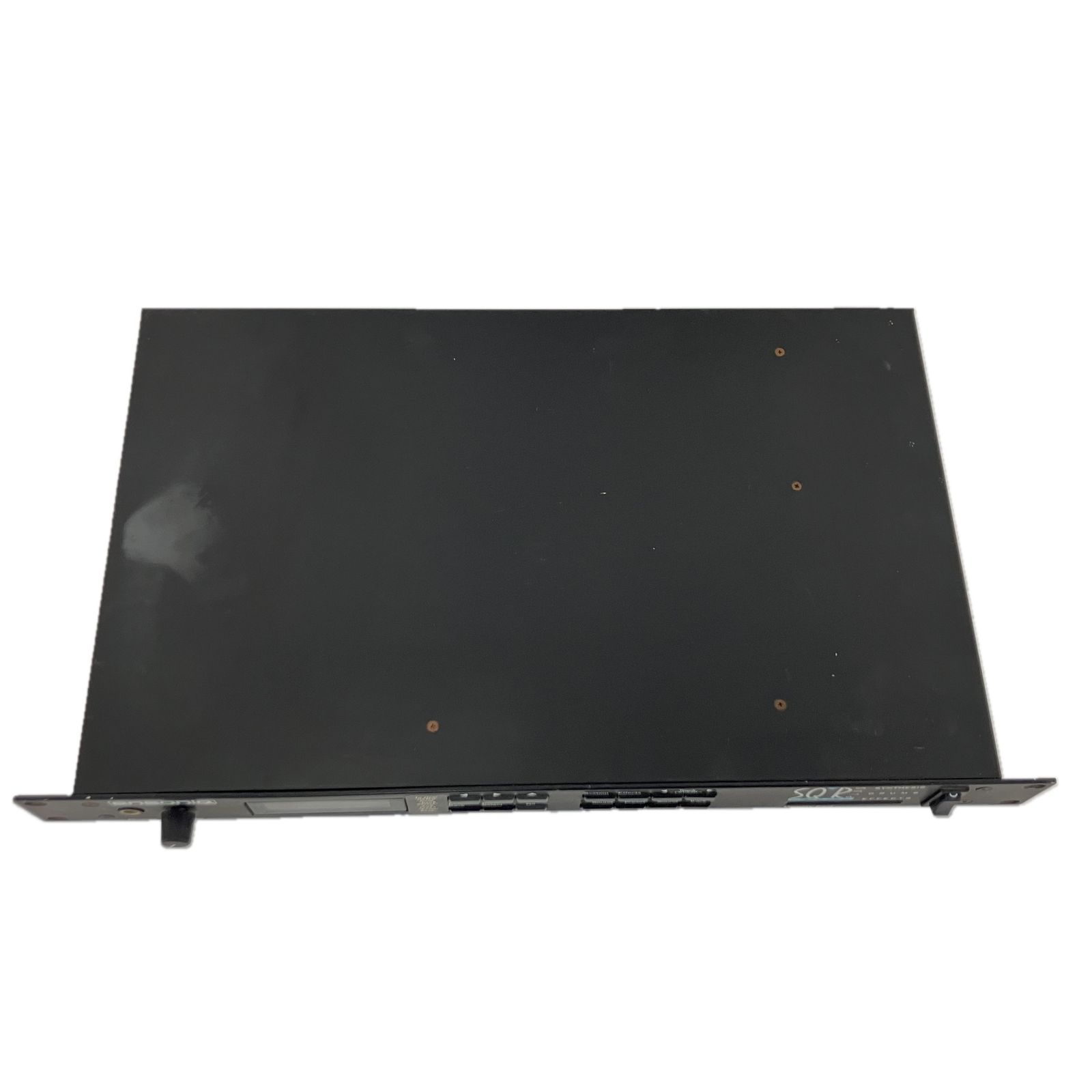 シンセサイザー