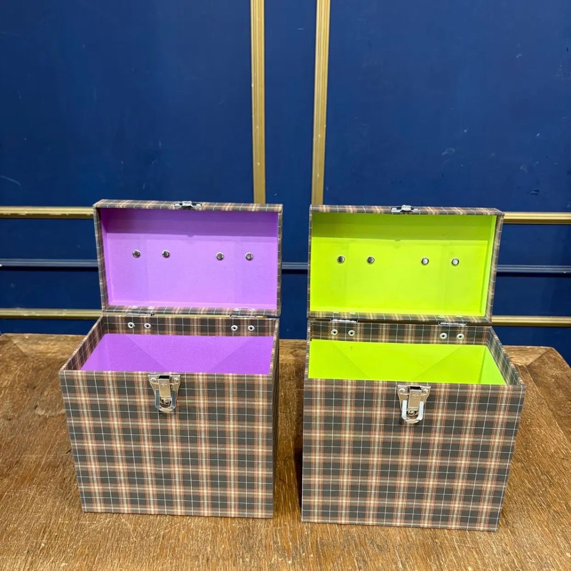 jewel trash×fab chic EP 7インチ レコードケース ブラウンチェック ハンドルホワイト 収納ボックス キャリーバッグ モッズ 昭和 レトロ DJ 60年代 70年代 WWW_TRAVELLANDINDIA_COM