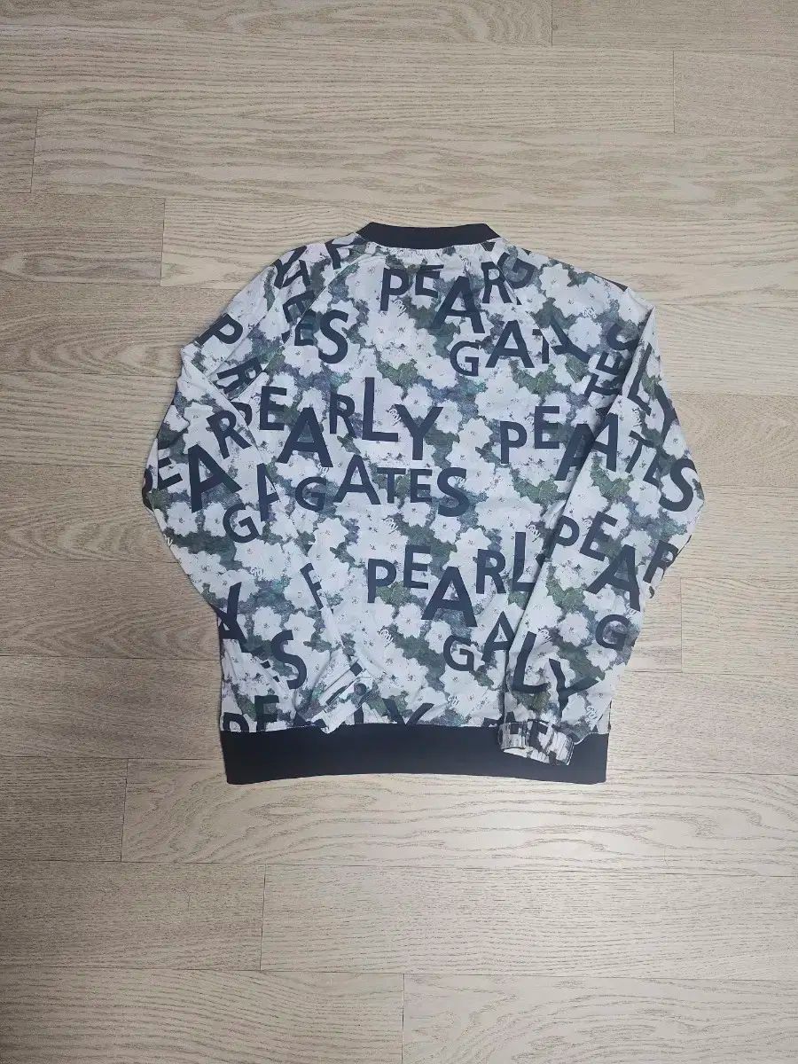 PEARLY GATES フラワー パータン ウィンドブレーカー 1