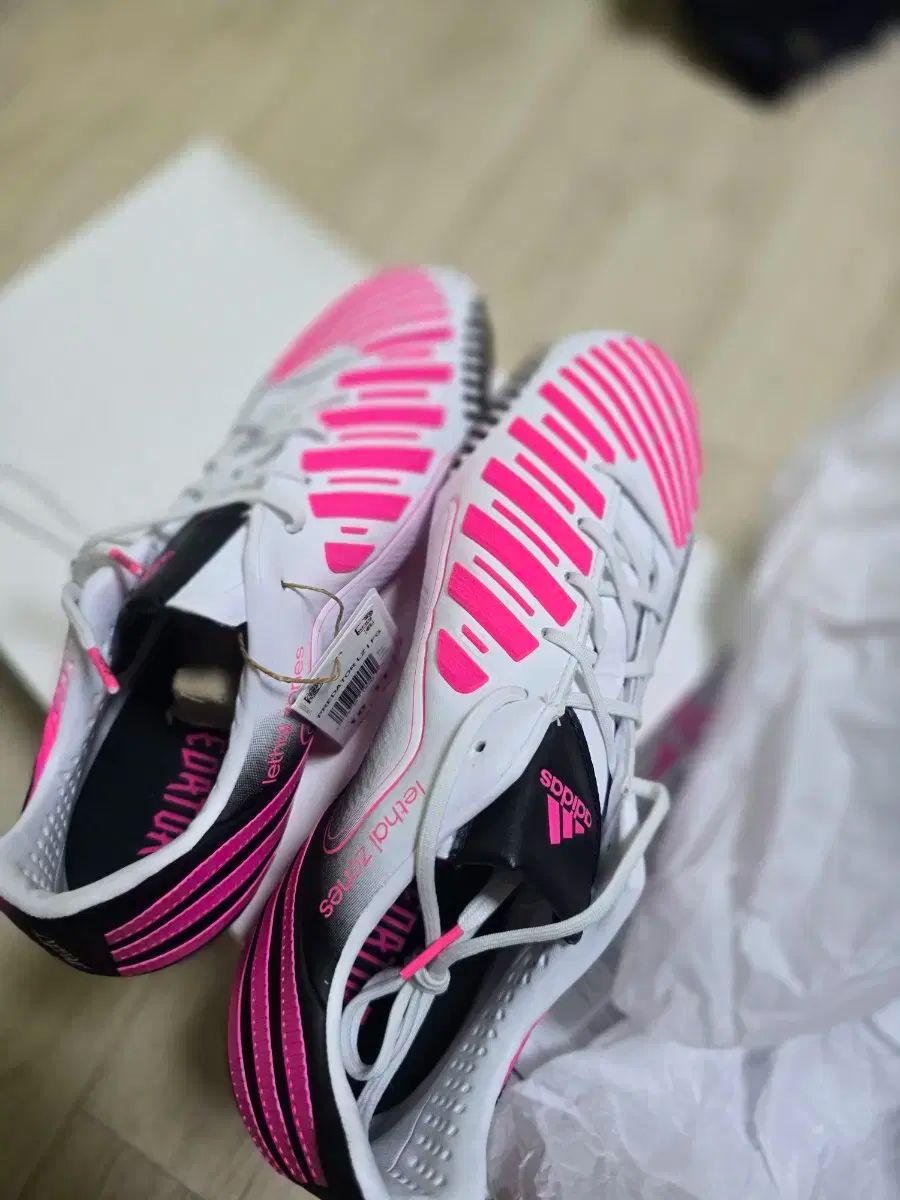 プレデターリーサルゾーン25.5cm アディダス サッカースパイク