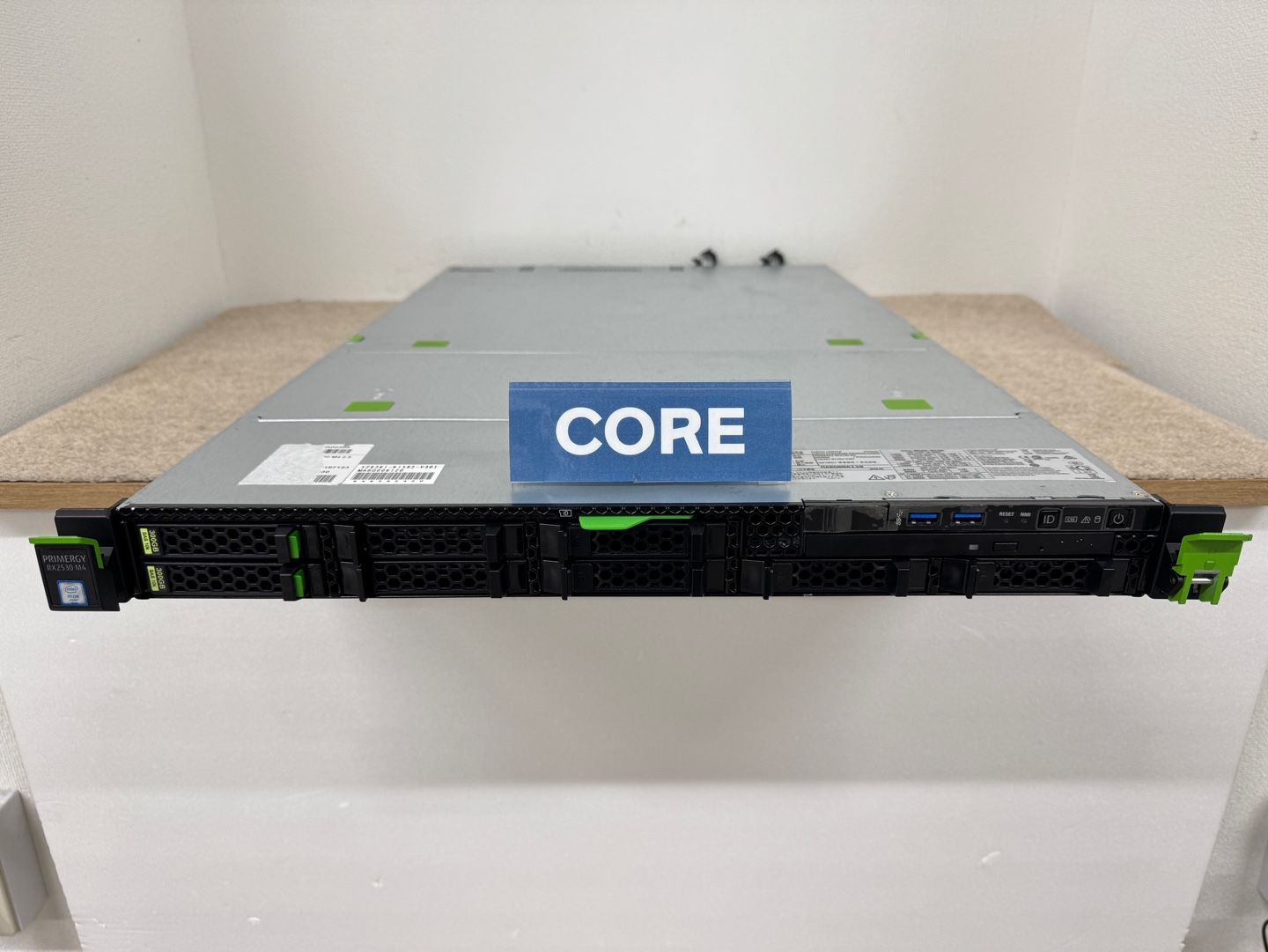Fujitsu Primergy RX2530 M4 SFF 4Bay 2x G 5115 10Core 2.40GHz 64GB 2x 300GB SV178