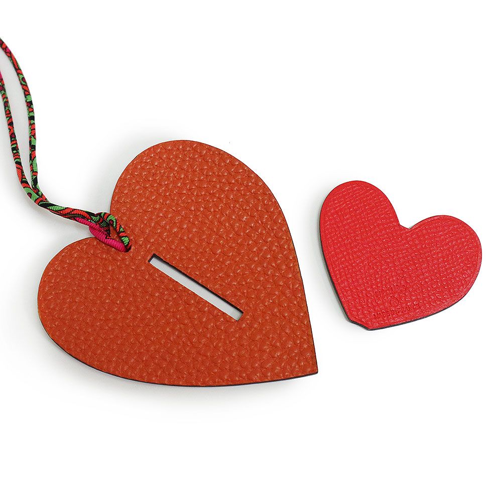 エルメス　プティアッシュ　ハート　レザーチャーム　レア エルメス<br>petit h [プティ アッシュ] チャーム<br>ハート PM<br