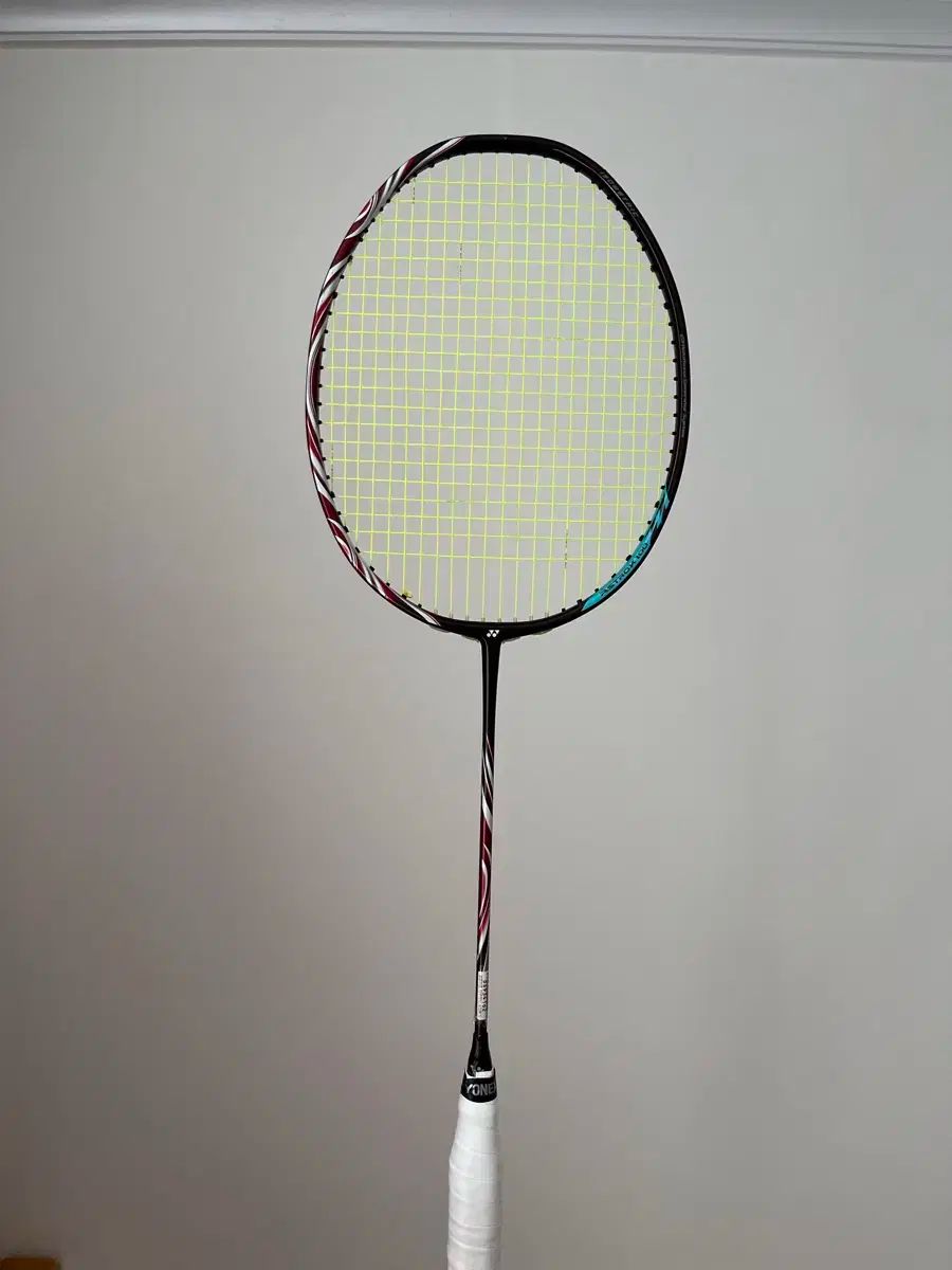 アストロクス100zz クレナイ 3U5 YONEX ASTROX 100ZZ（アストロ