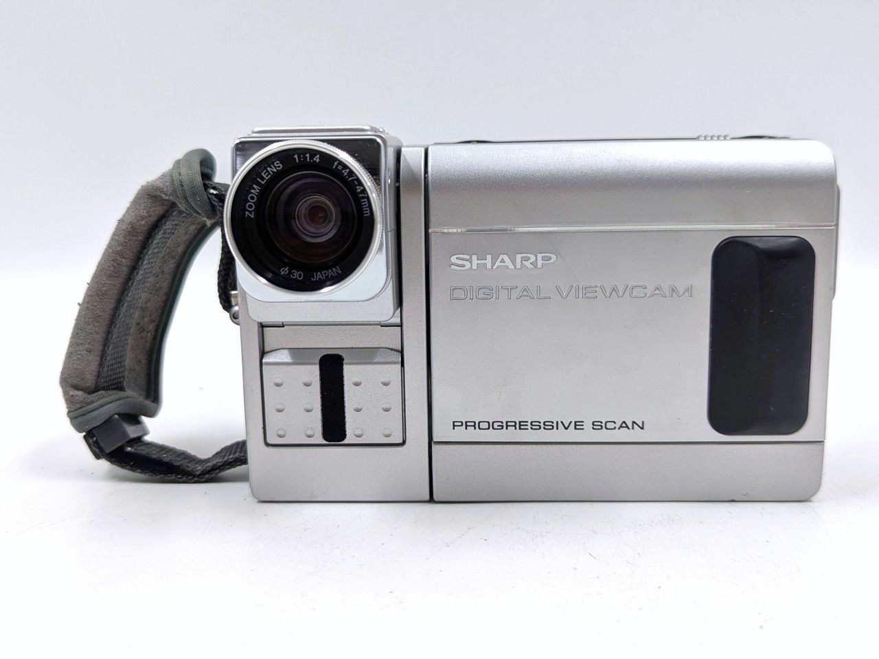 miniDVのダビングに！ SHARP ビデオカメラ VL-FD1 02 miniDVのダビングに！ SHARP ビデオカメラ VL-FD1 02 7日間保証付き