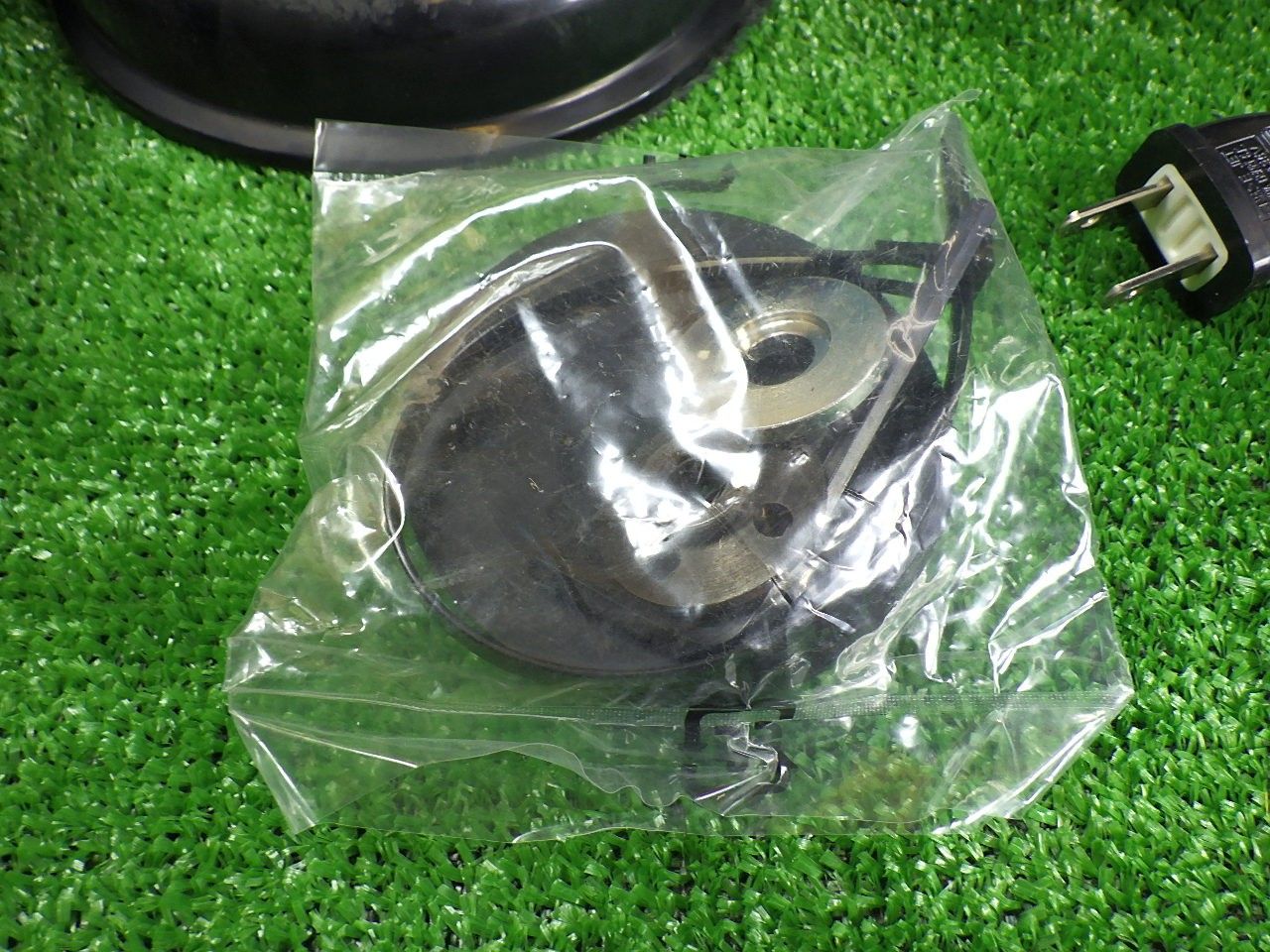 サマーセール開催中！ きれいな品 マキタ 集じんカバー付ディスクサンダー 100mm 9533BSK 最新型