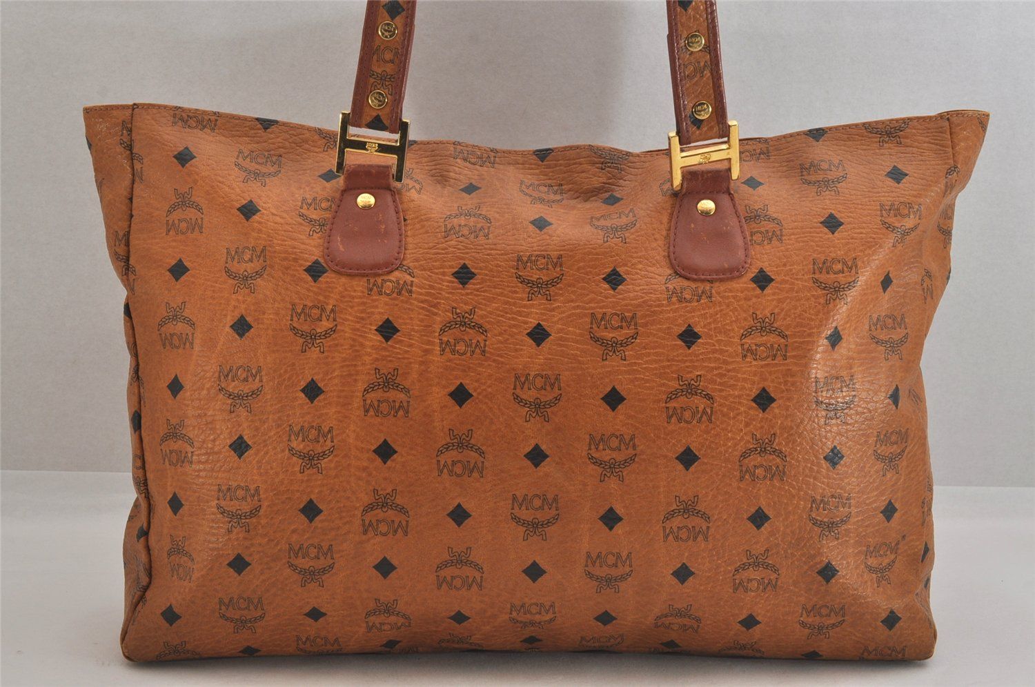MCM ブラウンレザートートバッグ 5631N MCM: Brown Leather Bags now up to −48% | Stylight