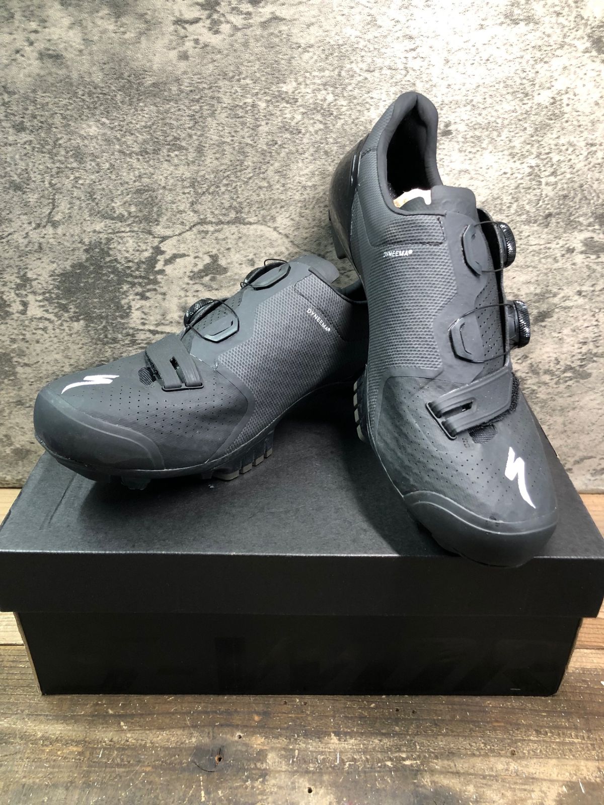 IS355 スペシャライズド SPECIALIZED エスワークス S-WORKS RECON ビンディングシューズ 黒 EU42.5