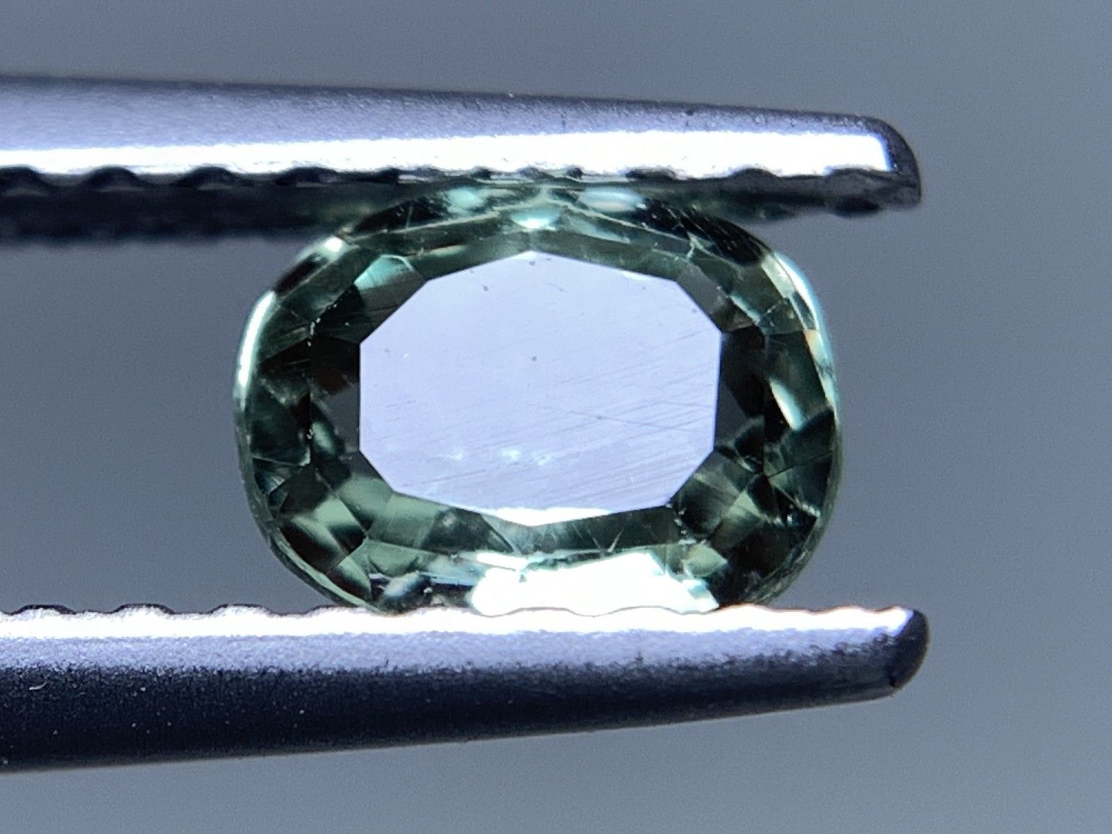 クリソベリル 天然 0.558ct 中央宝石ソーティング付き 5.33㎜×4.27㎜×2.72㎜ ルース 裸石 7042Y SIROKUMA-CORPORATION_COM