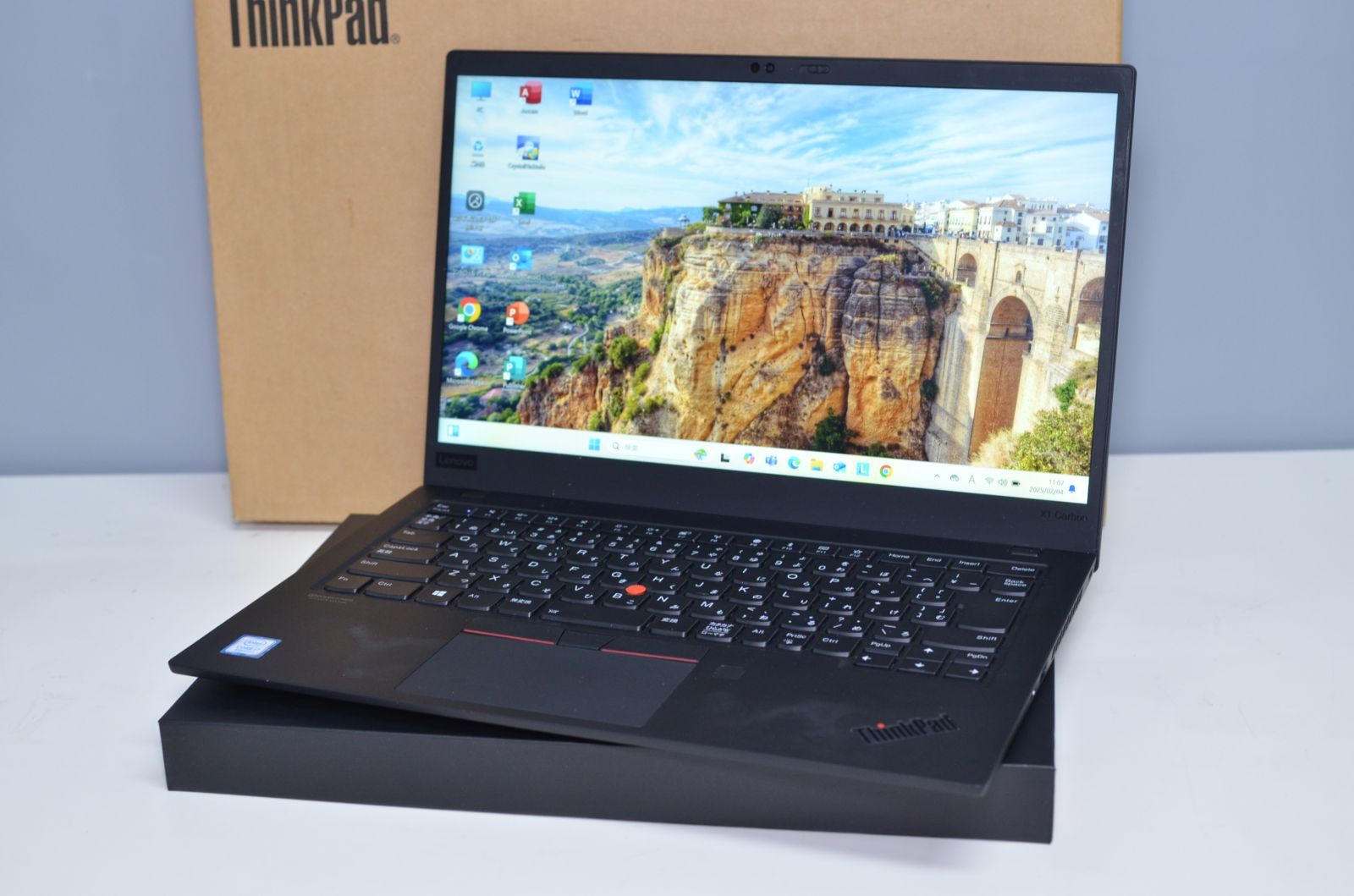 訳ありノートパソコン Lenovo 20QE-CTO1WW i7 8565U 訳ありノートパソコン Lenovo 20QE-CTO1WW i7 8565U SSD512GB
