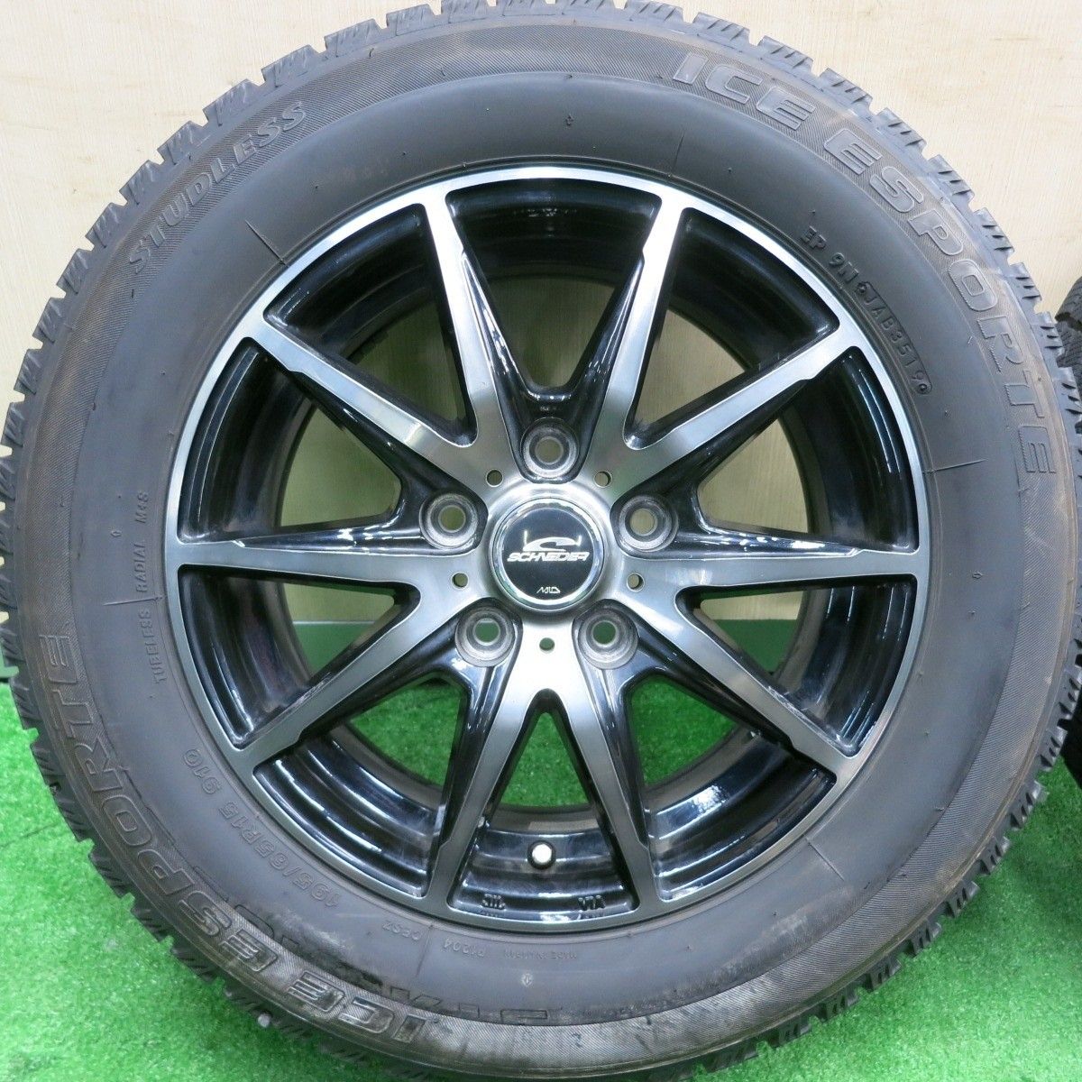 バリ溝　スタッドレスアルミセット　195/65-15 ダンロップWM01 卸売り車・バイク・自転車 - バリ溝 スタッドレスアルミセット 195/65