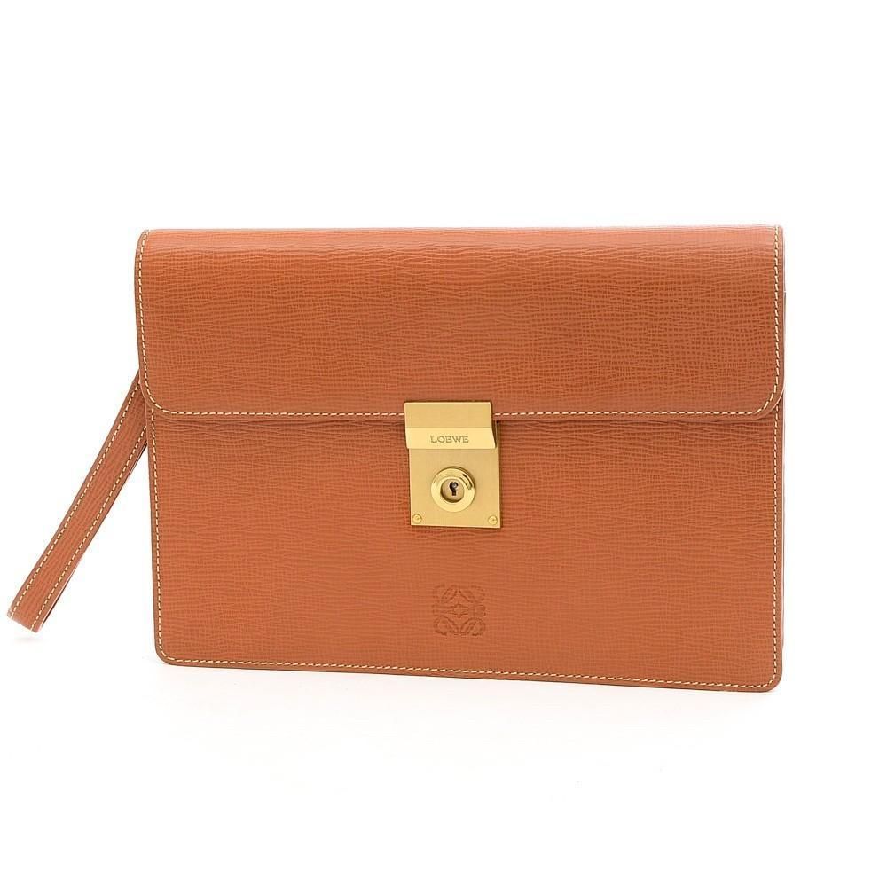 LOEWE オレンジレザー クラッチバッグ LOEWE オレンジレザー クラッチバッグ