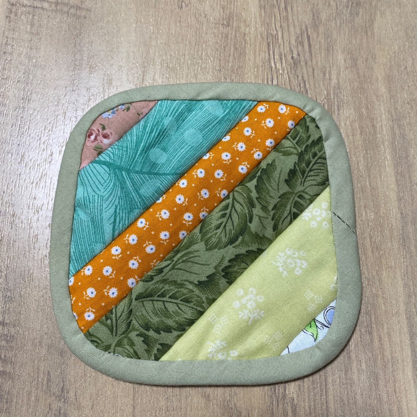 カントリー雑貨 コースター2枚セット ハンドメイド パッチワークキルト - セレクトショップ☆ゴン雑貨 - メルカリ