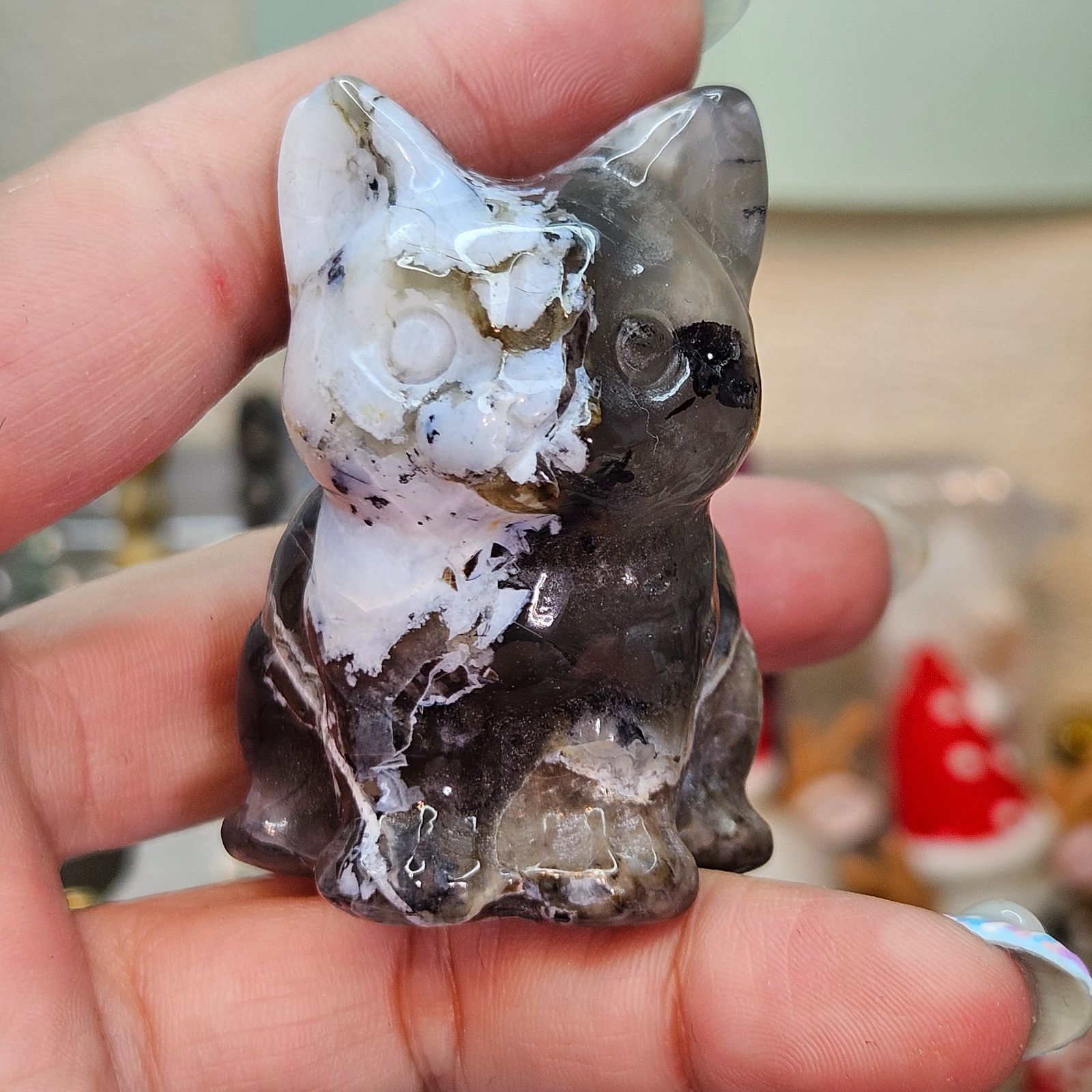 激レア✨💖✨ボルケーノアゲート✨猫✨カービング✨ - メルカリ