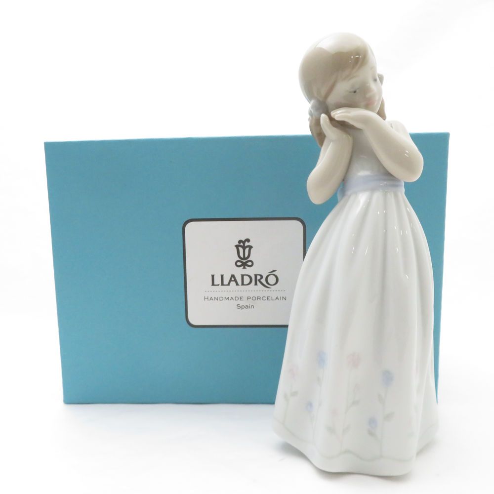 美品 LLADRO リヤドロ 6973「我が家のプリンセス」 フィギュリン 女の子 置物 陶器人形 オブジェ インテリア SU8992F 