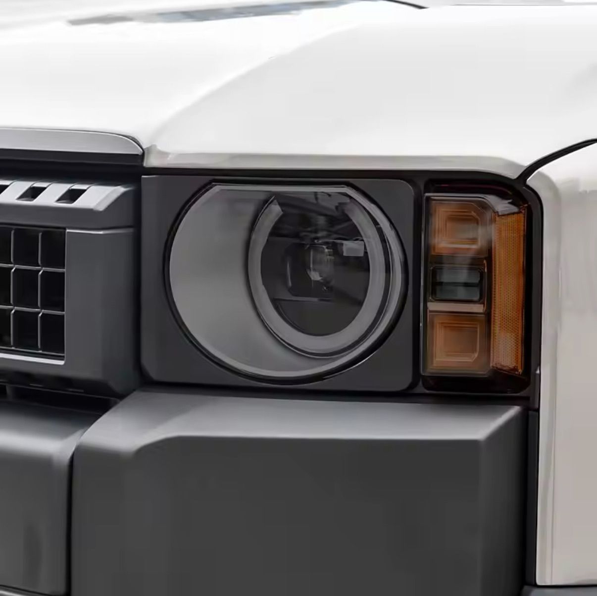 ランクル250愛用］丸目専用フロントヘッドランプカバー スモークTPU 