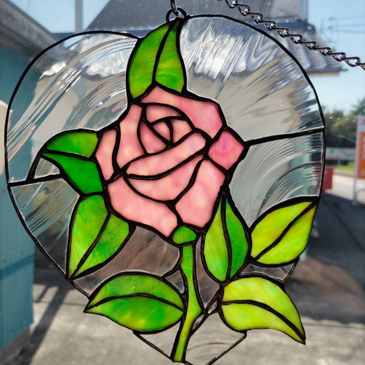 ステンドグラス薔薇のパネルオーナメント ピンクガラスインテリ小物