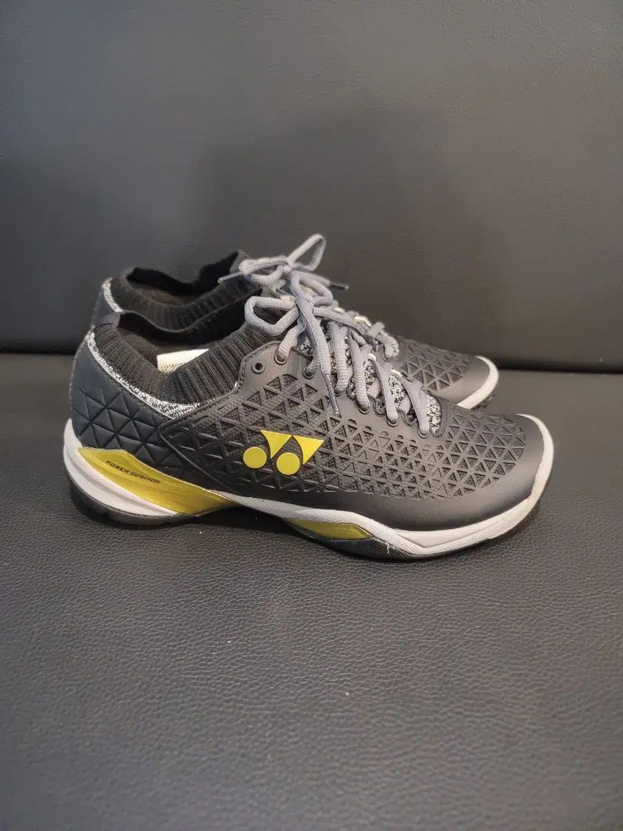 ヨネックス YONEX YONEX パワークッション バドミントン インド化