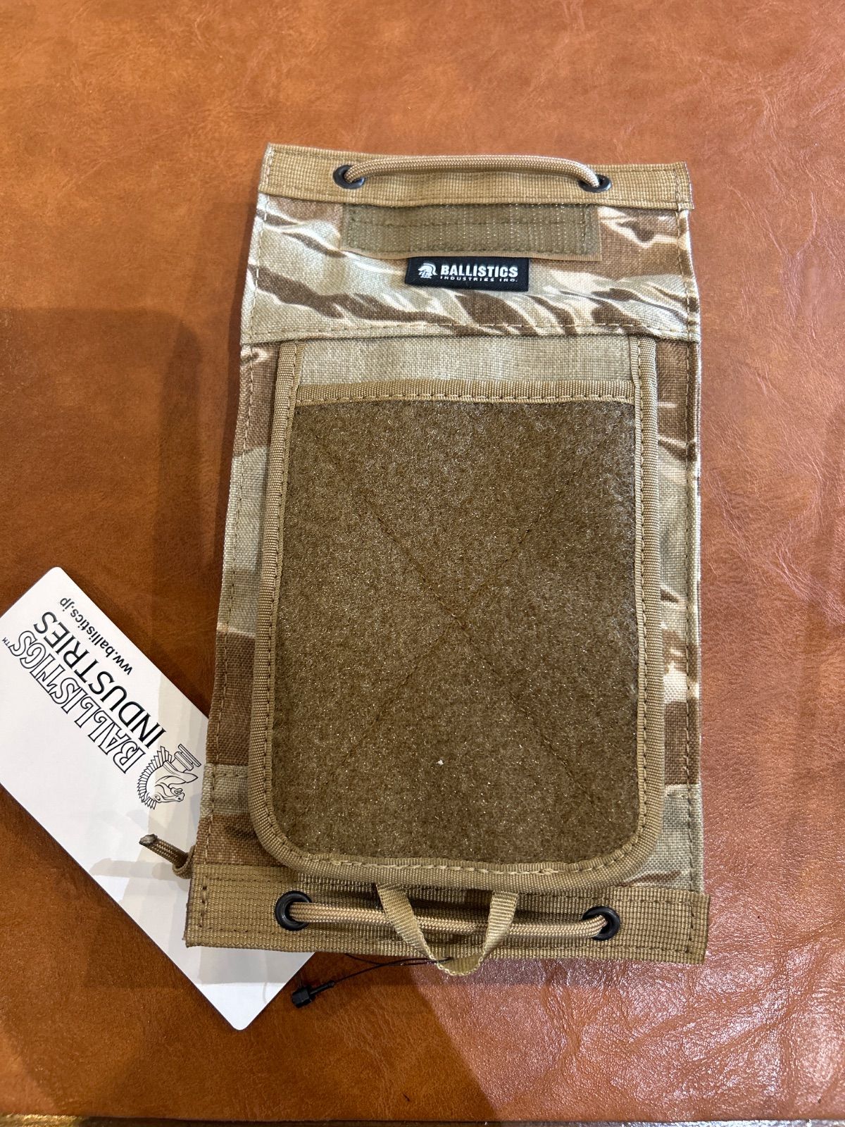 茶道具 瓢型茶入 金子道夫作 灰鉄釉瓢箪茶入 名物裂萬葉華文仕覆