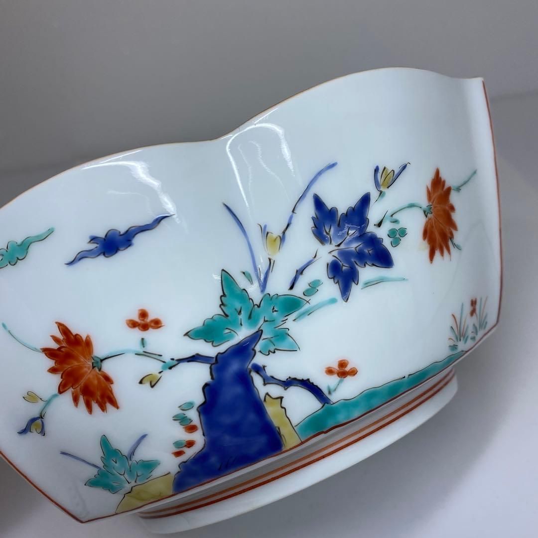 13代 酒井田柿右衛門 鉢 幅約18.4㎝ 共箱 トヒチサ 東さ6-1216③