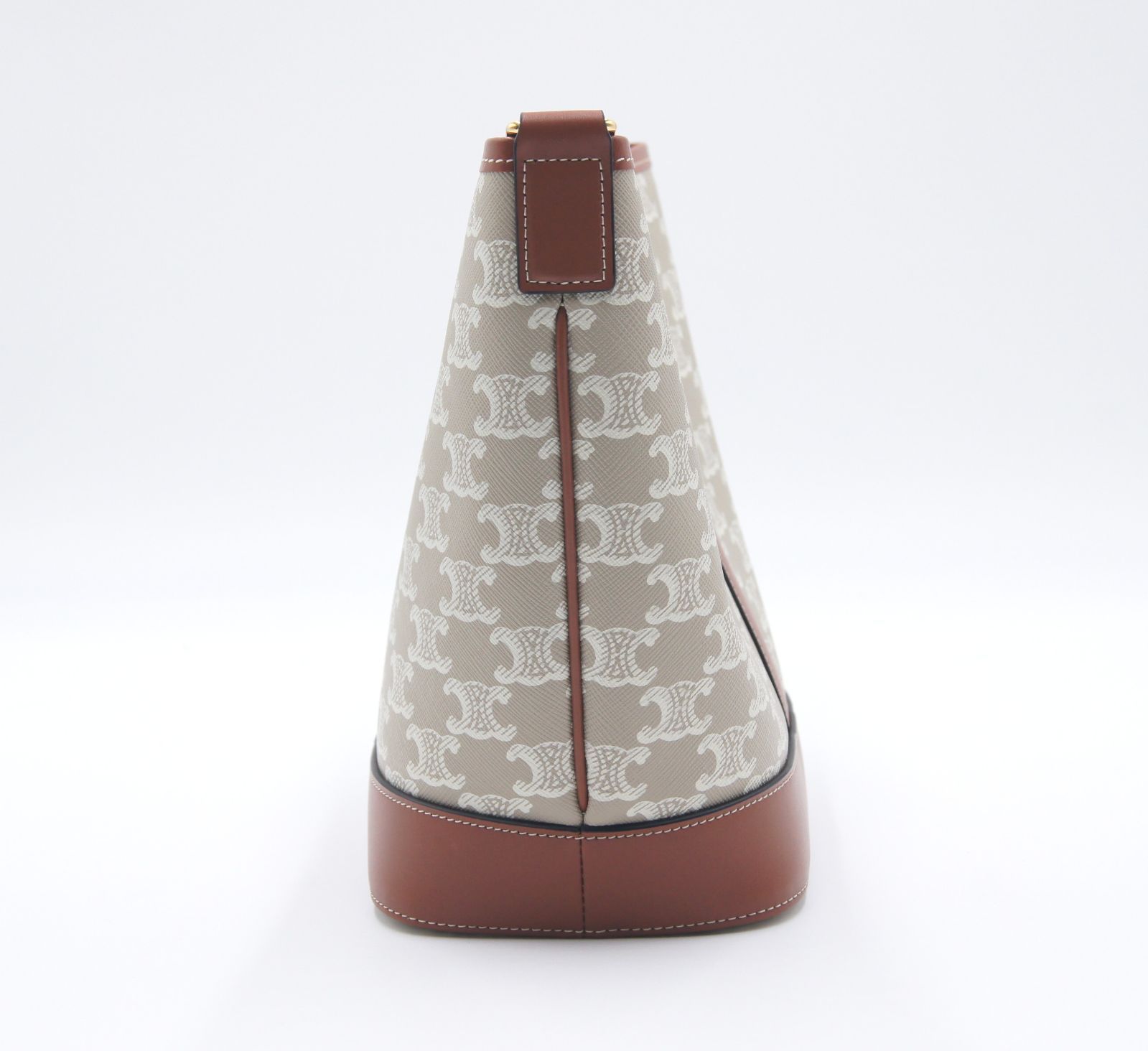 CELINE セリーヌ スモールバケット ショルダーバッグ 19144 2FLC CELINE セリーヌ スモールバケット ショルダーバッグ 19144 2FLC