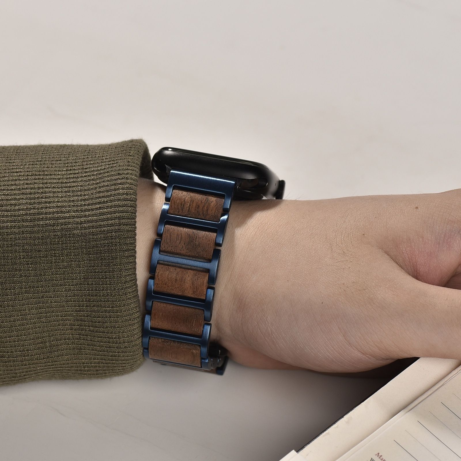  Apple Watch 対応 天然木 × ステンレススチール バンド 重さ約55 g ハンドメイド 手作り ウッドブレスレット メンズ レディース ブルー×ウォールナット シリーズ1〜8対応 替え ベルト ストラップ SSP 275-1 レザーベルト 時計