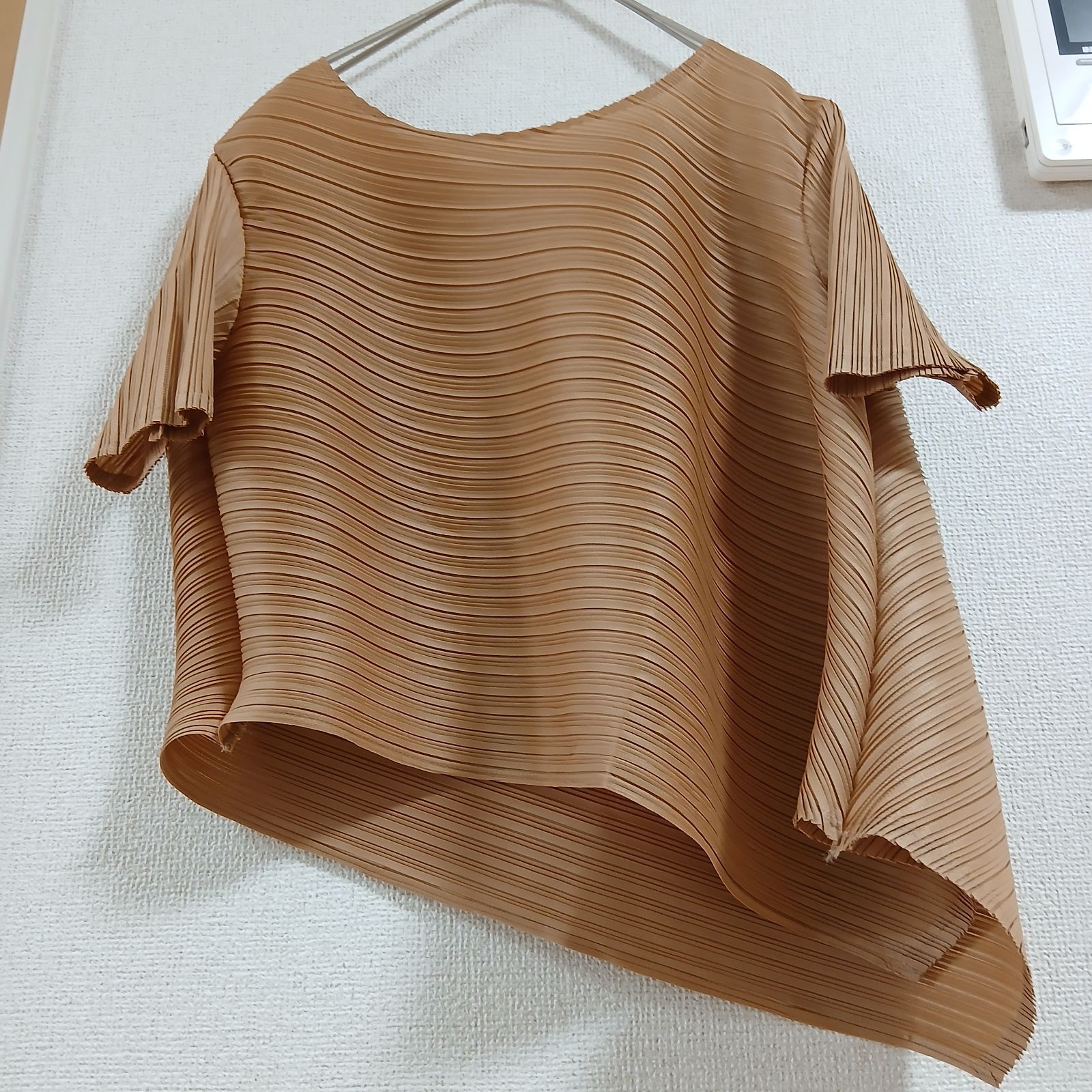 定番のお歳暮＆冬ギフト プリーツ◎トップス◎MLサイズ◎ベージュ◎プリーツプリーズお トップス