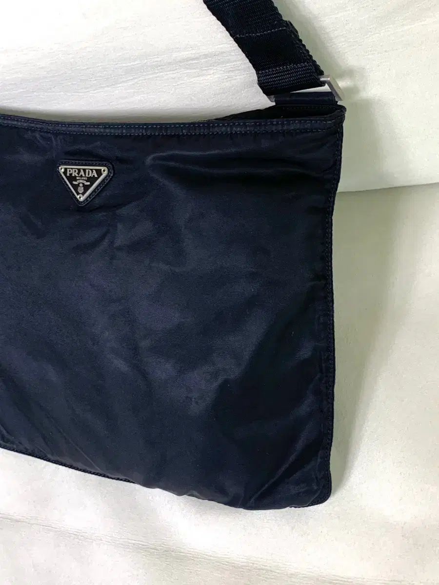 PRADA(プラダ) ポコノ メッセンジャーバッグ (純正) プラダPRADA