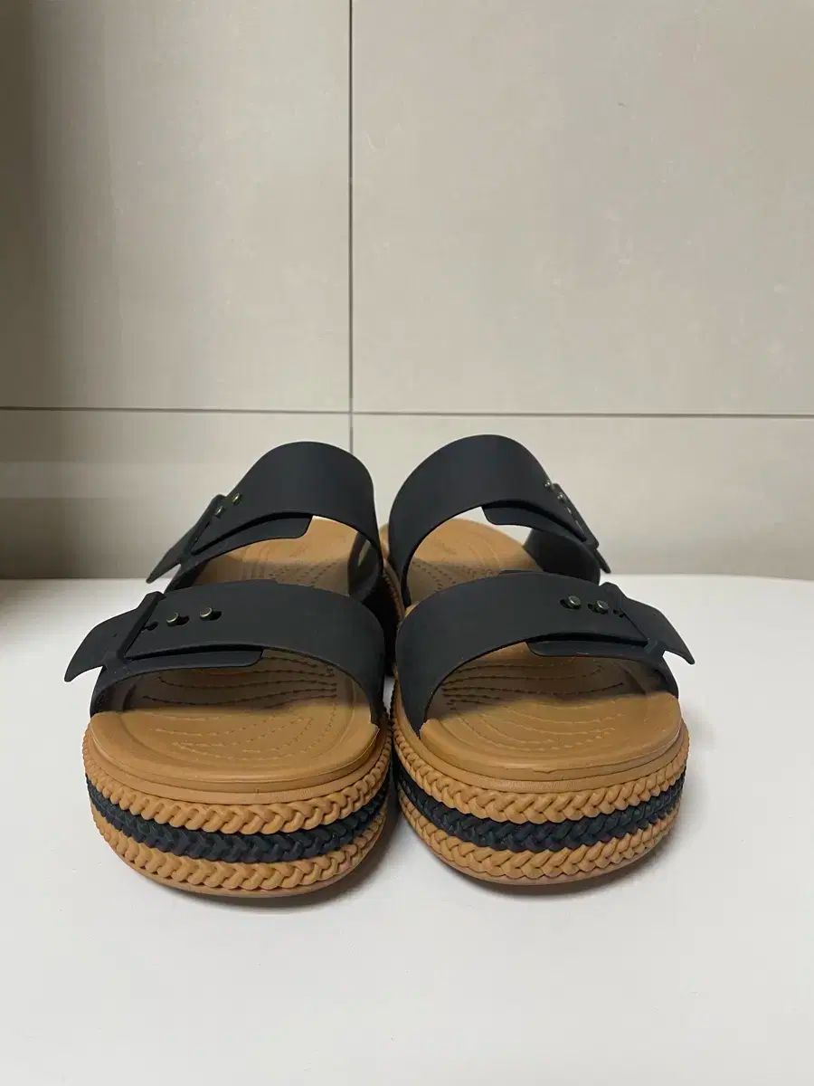 ウエッジヒール