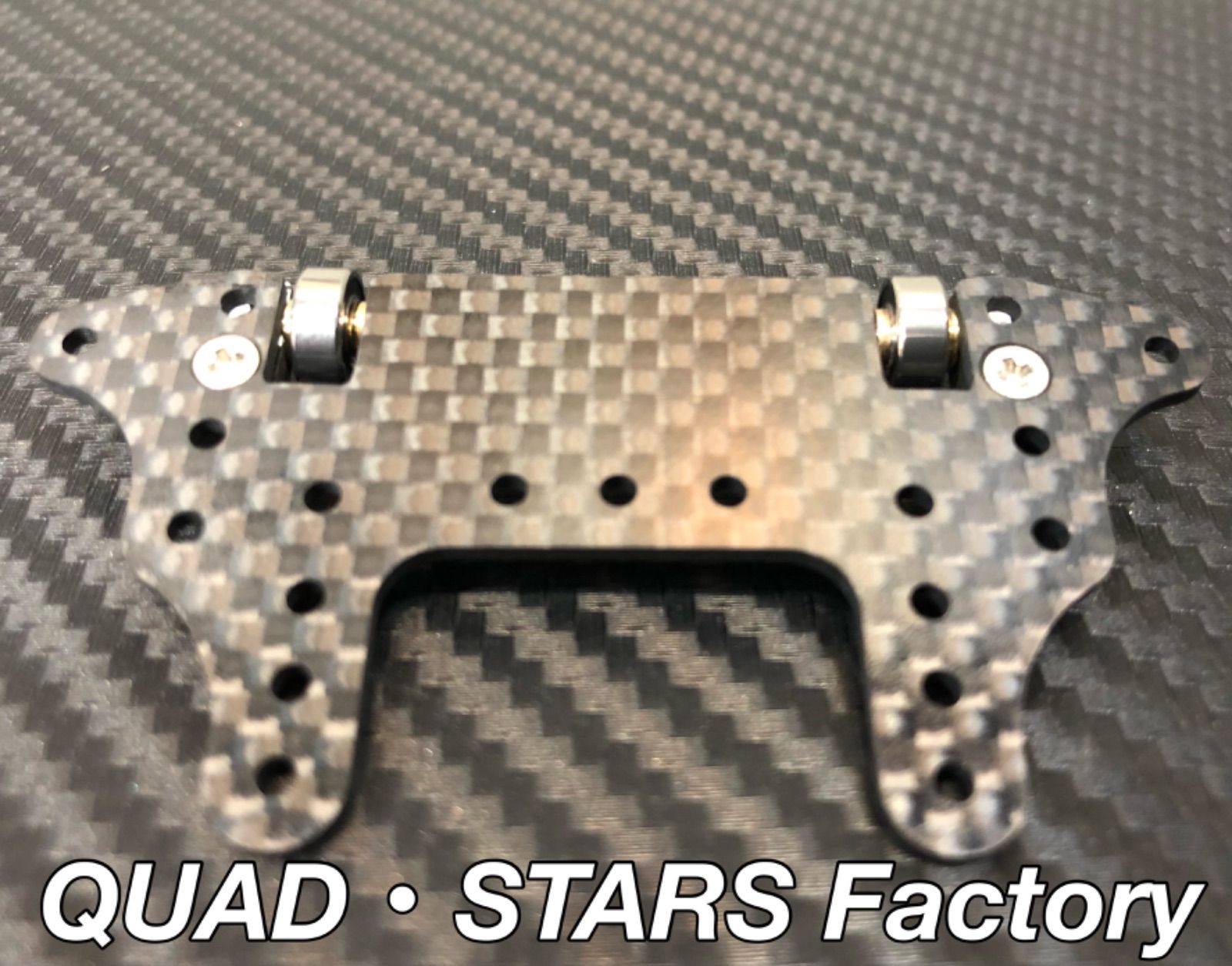 【ミニ四駆・カスタムパーツ】リヤスキッドローラー　J-CUP2021／カーボン ミニ四駆・カスタムパーツ】リヤスキッドローラー 830ベアリング