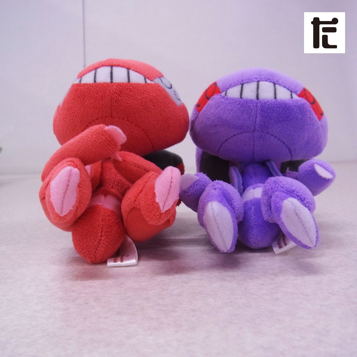 ポケモンセンター ポケモンドール ゲノセクト/赤いゲノセクト