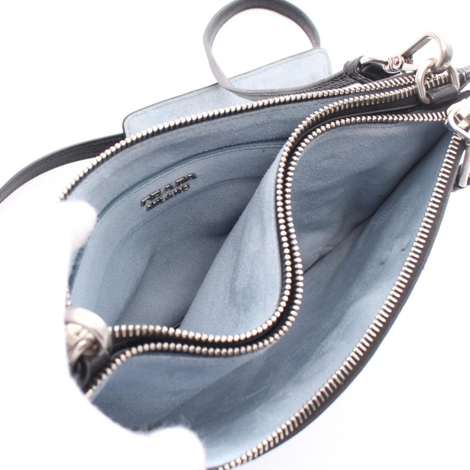 プラダ PRADA