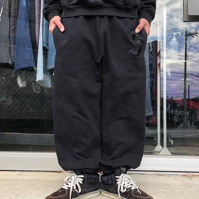 supreme small box sweat pants シュプリーム パンツ - ショートパンツ