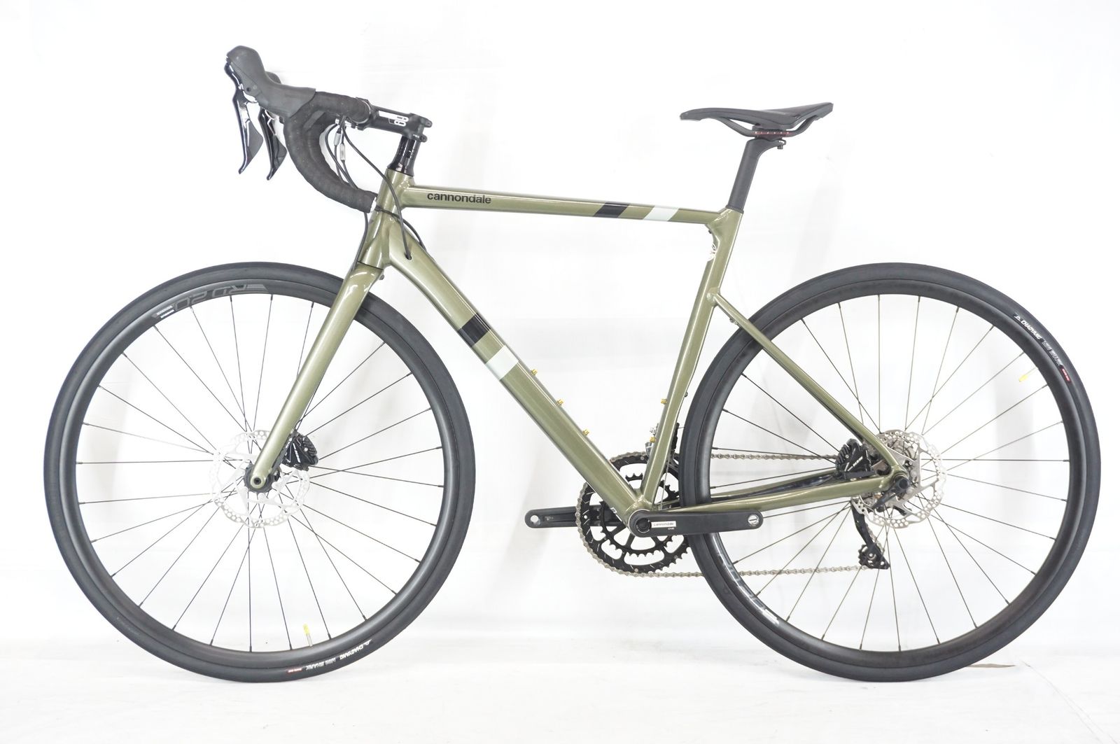 Cannondale :CAAD13 DISC RAPHAモデル2021年 Cannondale :CAAD13 DISC RAPHAモデル2021年