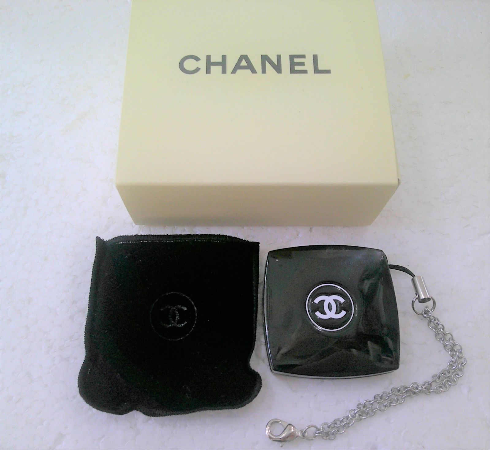 CHANEL シャネル□ココマーク コンパクト ミラーチャーム キーホルダー