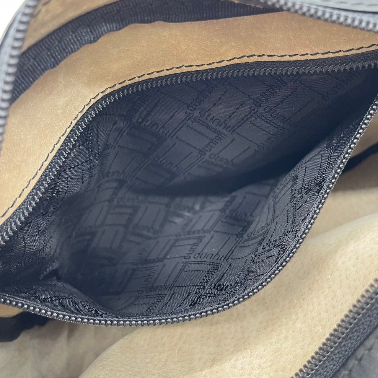 クラッチバッグ