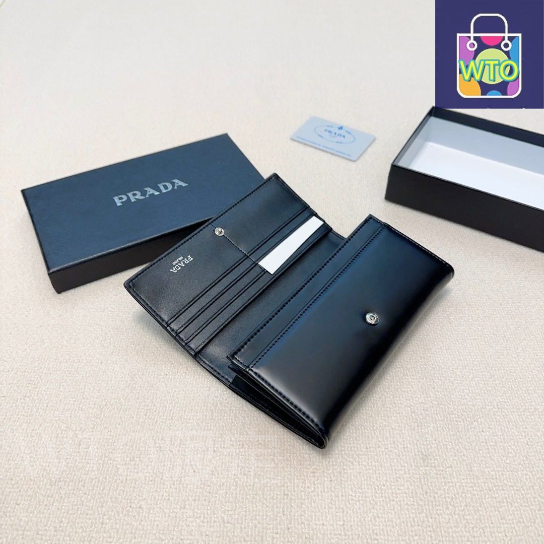今日特価】Prada プラダ 二つ折りウォレット クラシックレザー製