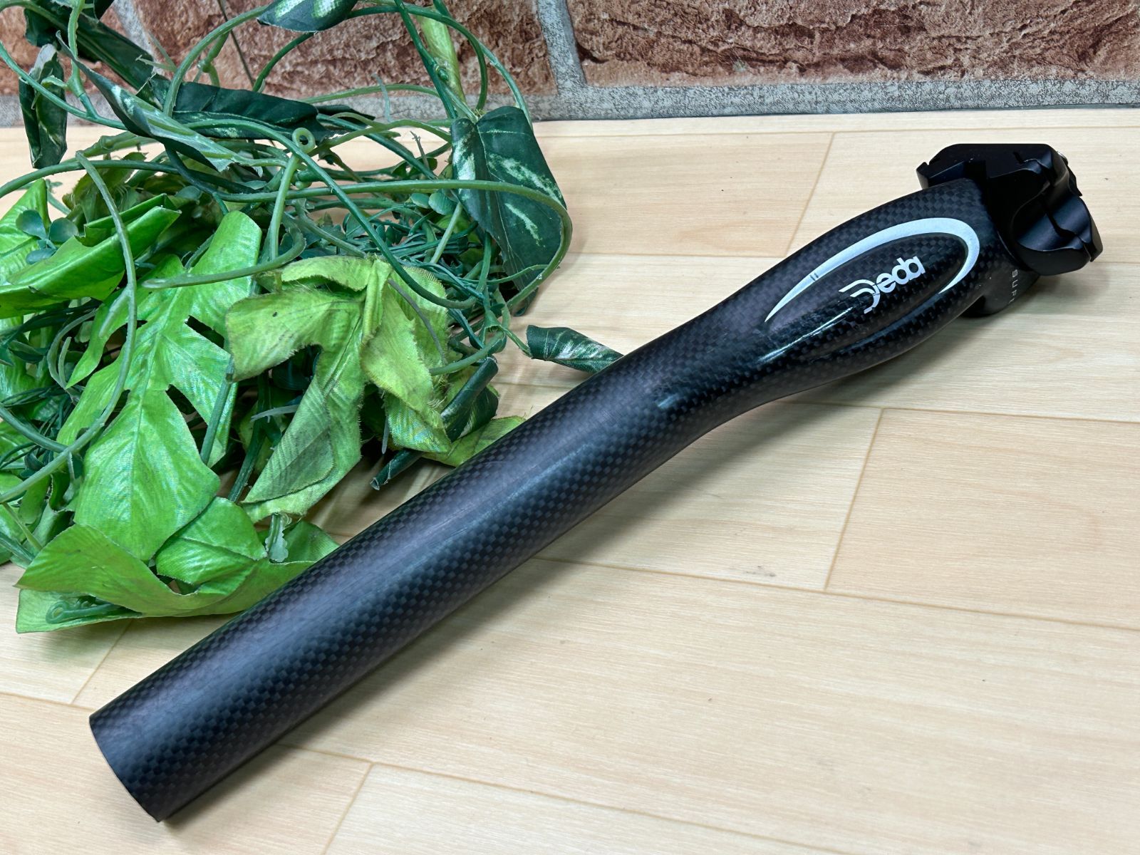 イチ推し!! 良品!! Deda ELEMENTI SUPERCARBON SEATPOST 32.4mm