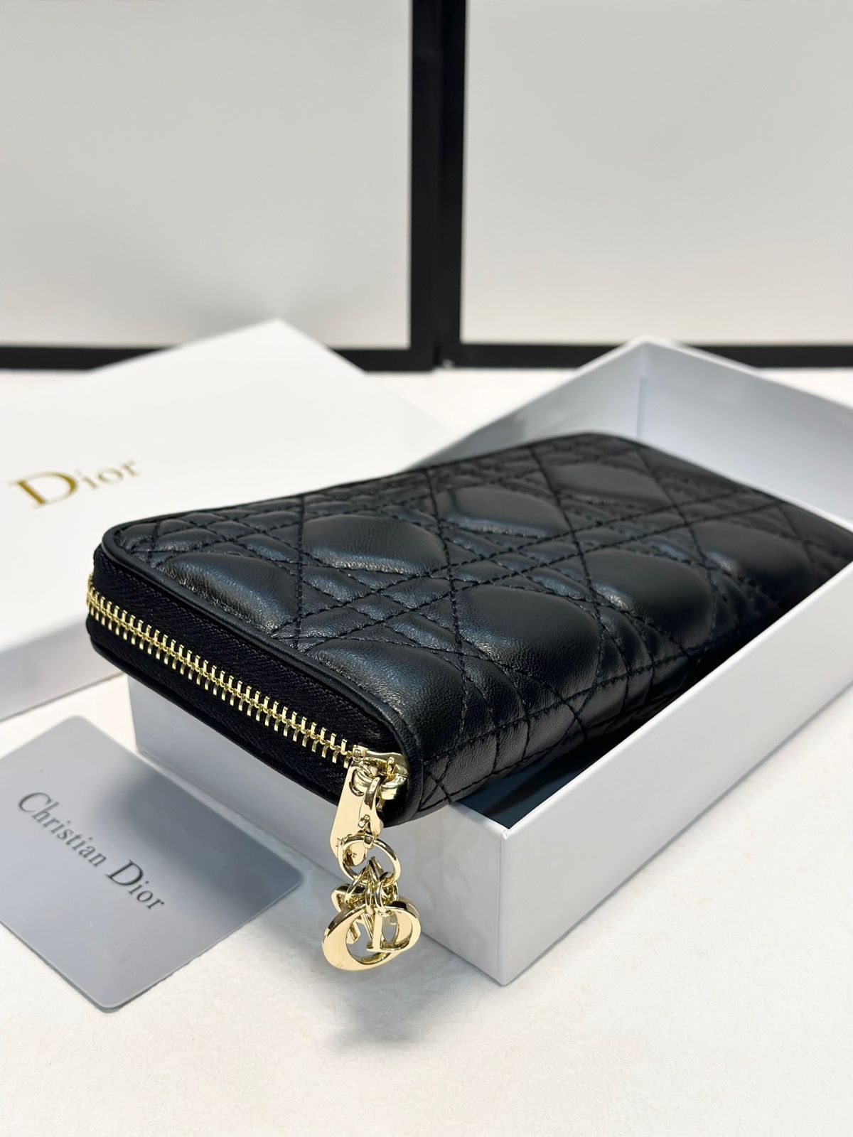 DIOR 最新モデル
