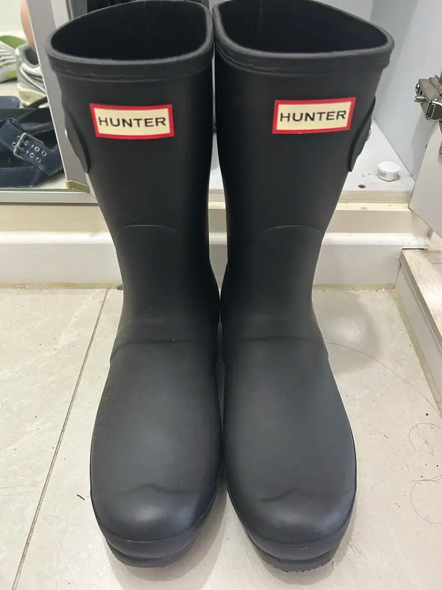 未使用級☆ ハンター HUNTER レインブーツ 長靴 ロング丈 黒 24cm 未使用級